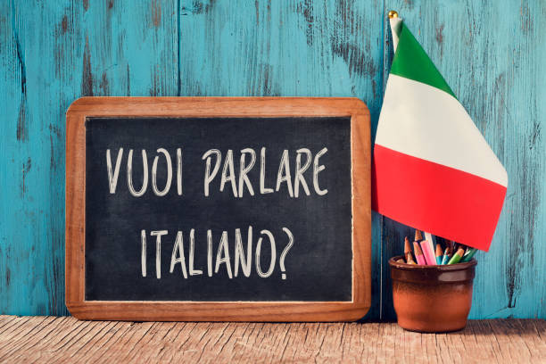 lavagna con scritto "vuoi parlare italiano?" del corso di italiano per settore ristorazione per chef e sommelier